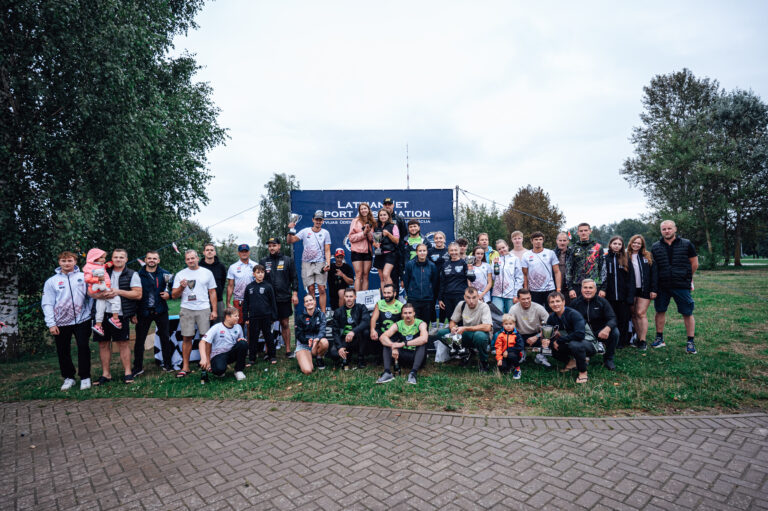 Aizvadīts aizraujošs 2025. gads ūdensmotociklu sacensībās​